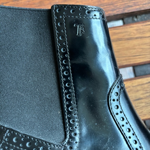 Tod’s leather Chelsea boots - Picture 10 of 15